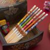 [網路限定販售] 限量版 神明保庇鉛筆 牛皮紙盒-精裝版 - 18支：圖片 2